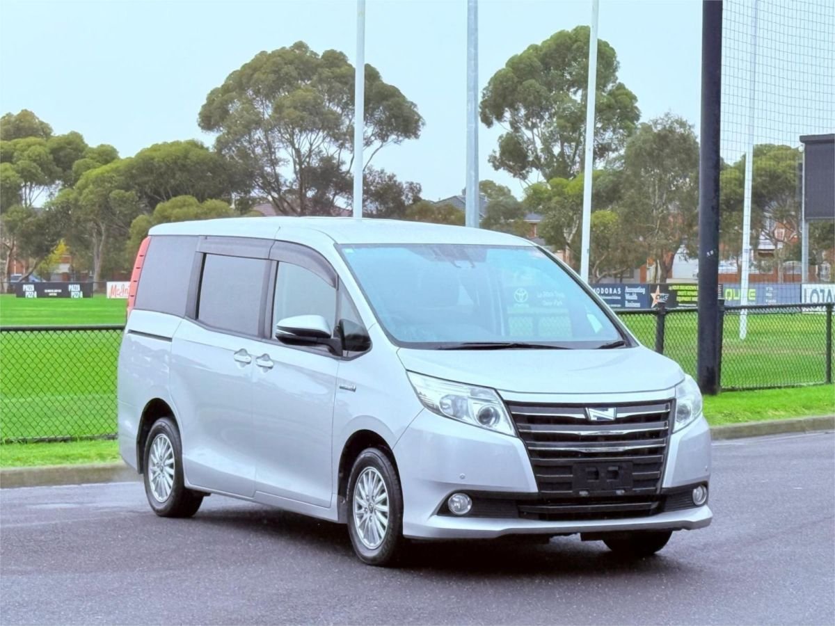 Toyota Noah Car Rent st lucia